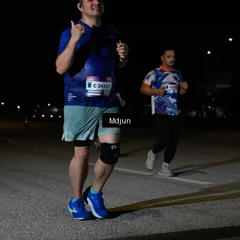 Runner Photo 7456275