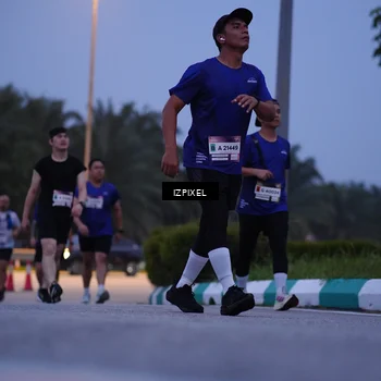 Runner Photo 7456356