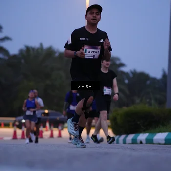 Runner Photo 7456391