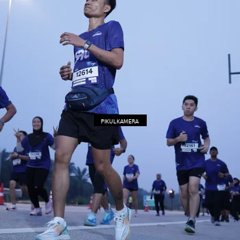 Runner Photo 7456393
