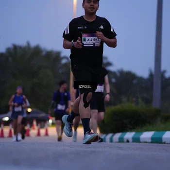 Runner Photo 7456438