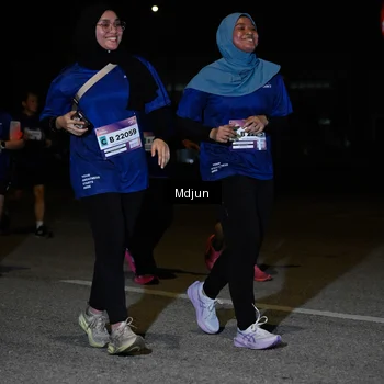 Runner Photo 7456464