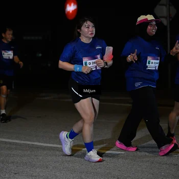 Runner Photo 7456504