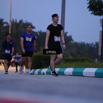 Runner Photo 7456561