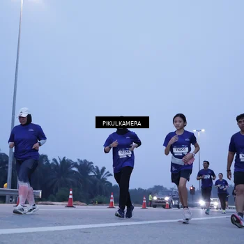 Runner Photo 7456655