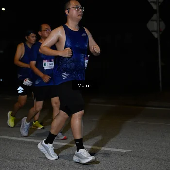 Runner Photo 7456668