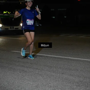 Runner Photo 7456676