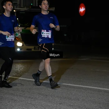 Runner Photo 7456703