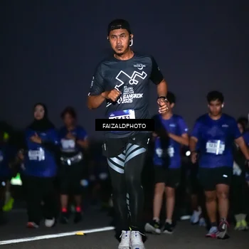 Runner Photo 7456761
