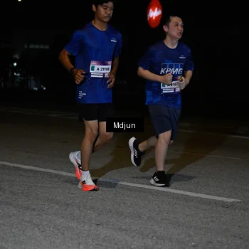 Runner Photo 7456770