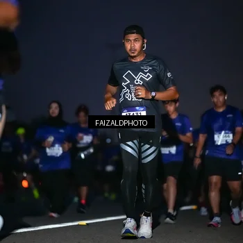 Runner Photo 7456776
