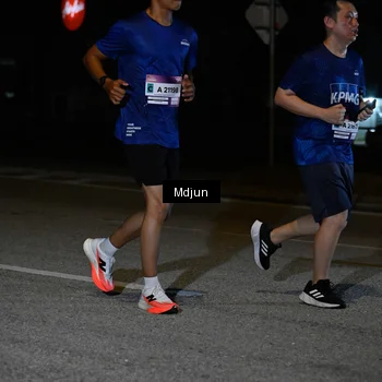 Runner Photo 7456804