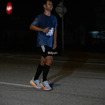 Runner Photo 7456812