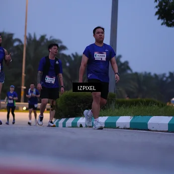 Runner Photo 7456900