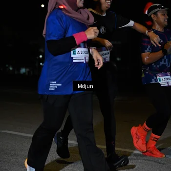 Runner Photo 7456902