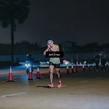 Runner Photo 7456920