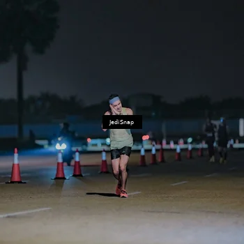 Runner Photo 7456941