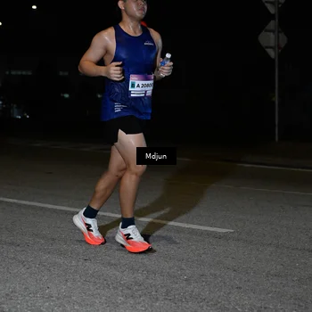 Runner Photo 7456984