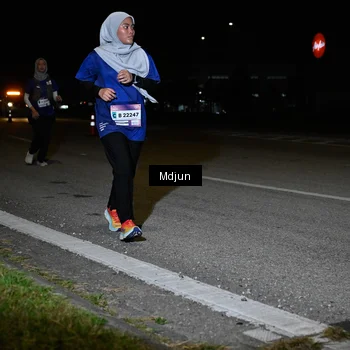 Runner Photo 7457002