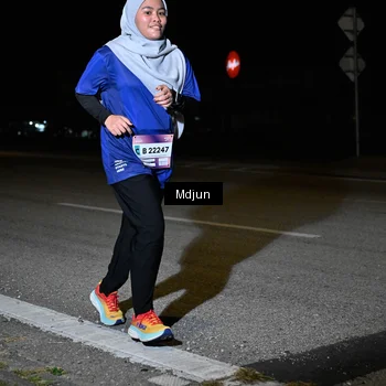 Runner Photo 7457027