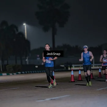 Runner Photo 7457033