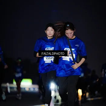 Runner Photo 7457039