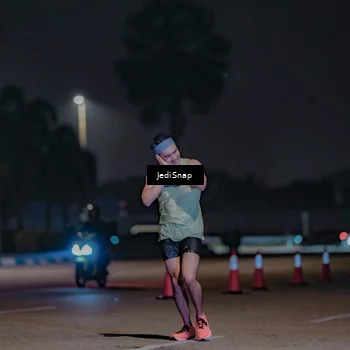 Runner Photo 7457050