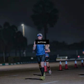 Runner Photo 7457111