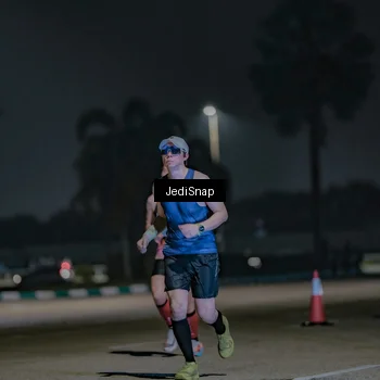Runner Photo 7457146