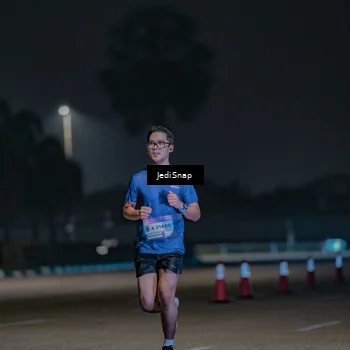 Runner Photo 7457191