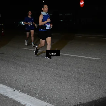 Runner Photo 7457193