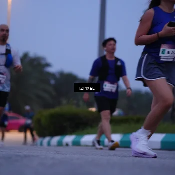 Runner Photo 7457398