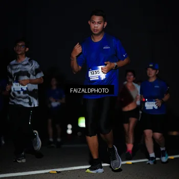 Runner Photo 7457430