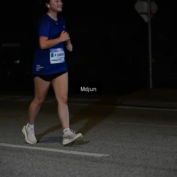 Runner Photo 7457480