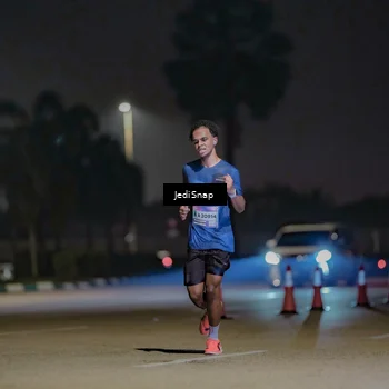 Runner Photo 7457539