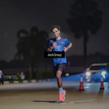 Runner Photo 7457561