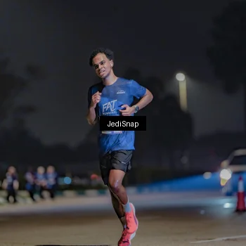 Runner Photo 7457564