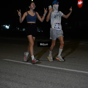 Runner Photo 7457566