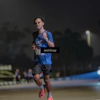 Runner Photo 7457623