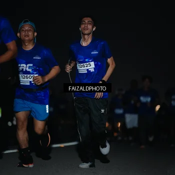 Runner Photo 7457672