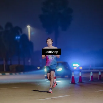 Runner Photo 7457675