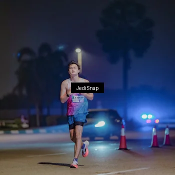 Runner Photo 7457711