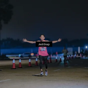 Runner Photo 7457875