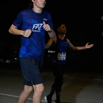 Runner Photo 7457936
