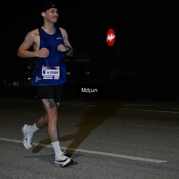 Runner Photo 7457970