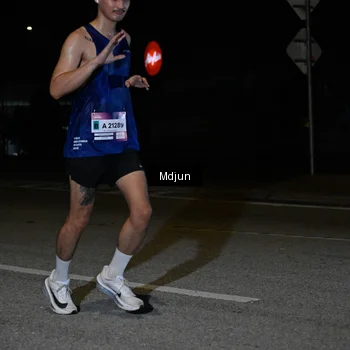 Runner Photo 7457976