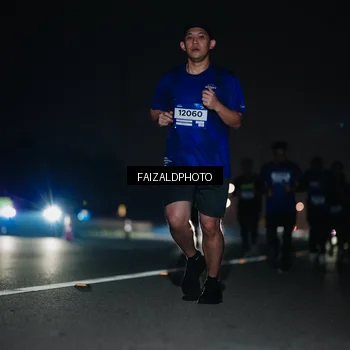 Runner Photo 7458001