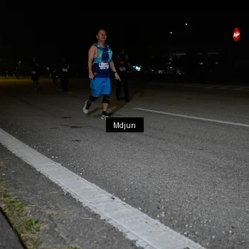 Runner Photo 7458034