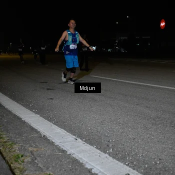 Runner Photo 7458042
