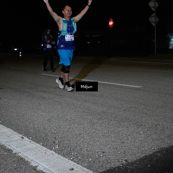 Runner Photo 7458052
